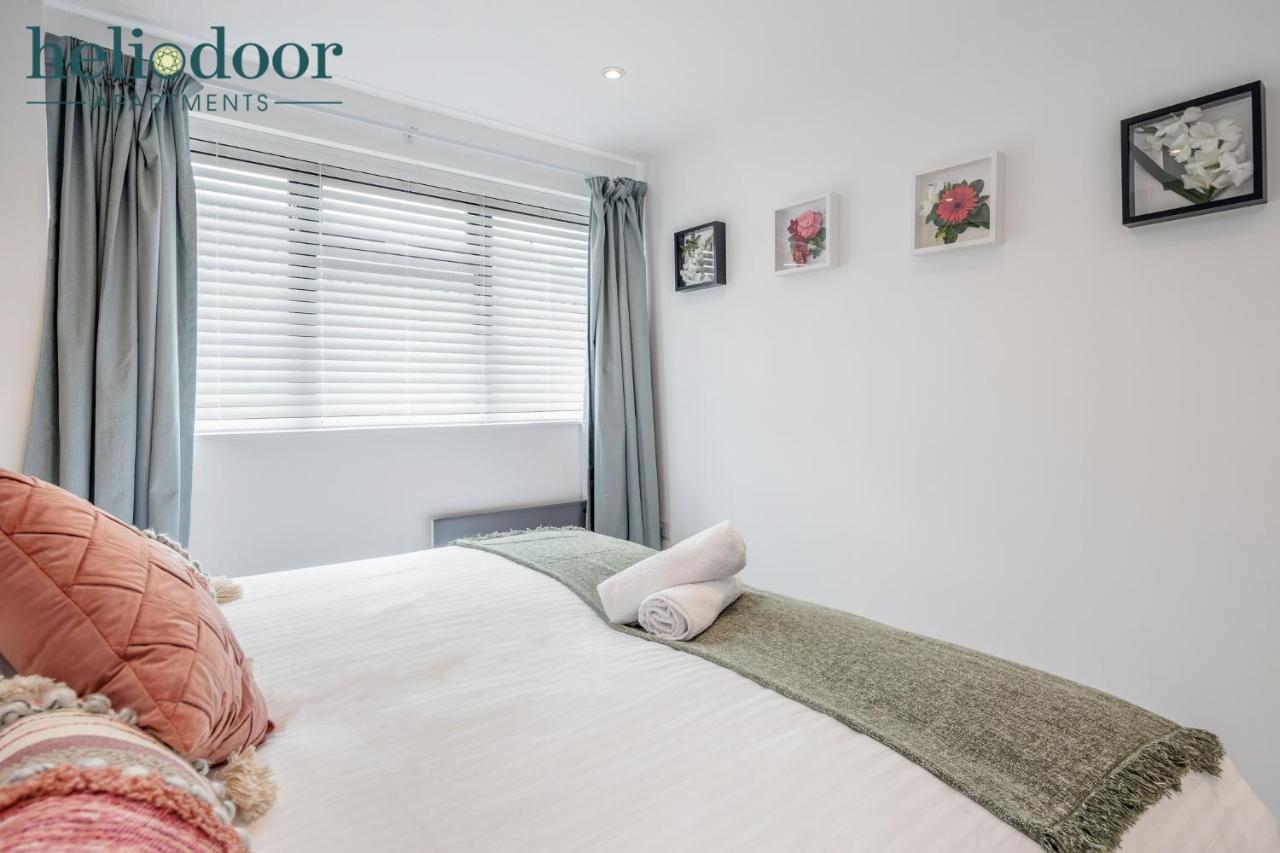 Milton Keynes Apartments, Sleeps Up To 5, Free Parking, Free Wifi & Movies, 7 Mins Drive To Milton Keynes Central Station For Direct Trains To London & The North 外观 照片