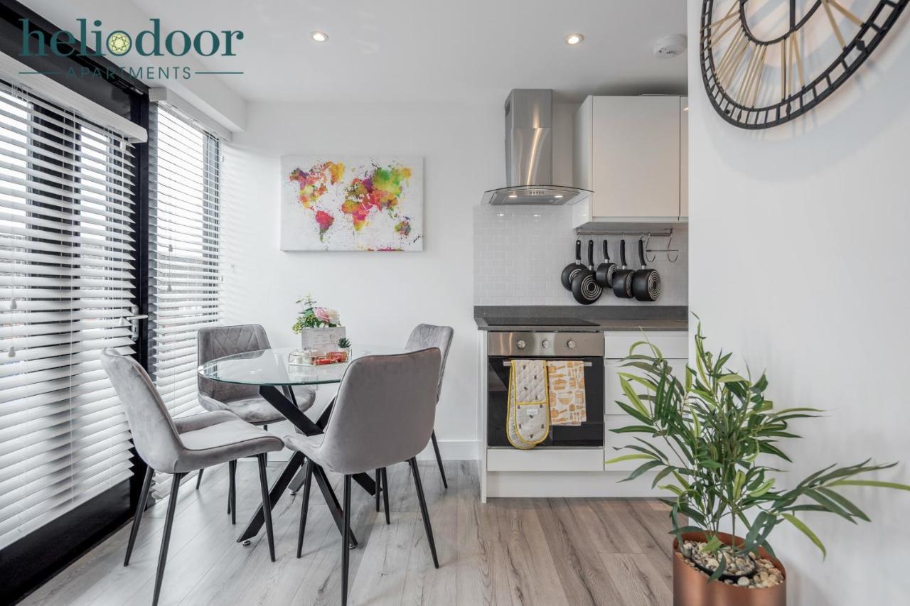 Milton Keynes Apartments, Sleeps Up To 5, Free Parking, Free Wifi & Movies, 7 Mins Drive To Milton Keynes Central Station For Direct Trains To London & The North 外观 照片