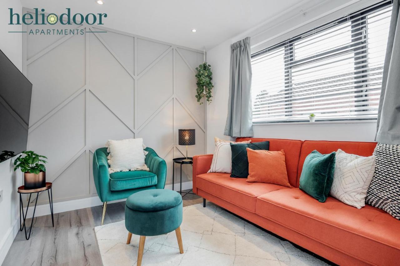 Milton Keynes Apartments, Sleeps Up To 5, Free Parking, Free Wifi & Movies, 7 Mins Drive To Milton Keynes Central Station For Direct Trains To London & The North 外观 照片