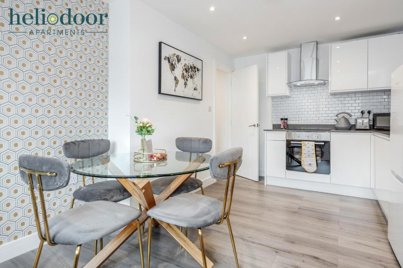 Milton Keynes Apartments, Sleeps Up To 5, Free Parking, Free Wifi & Movies, 7 Mins Drive To Milton Keynes Central Station For Direct Trains To London & The North 外观 照片