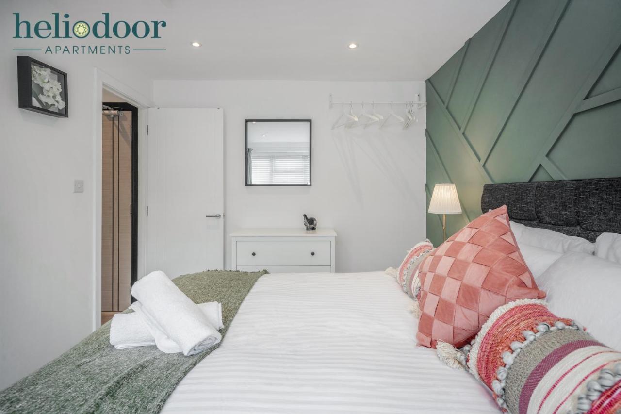 Milton Keynes Apartments, Sleeps Up To 5, Free Parking, Free Wifi & Movies, 7 Mins Drive To Milton Keynes Central Station For Direct Trains To London & The North 外观 照片
