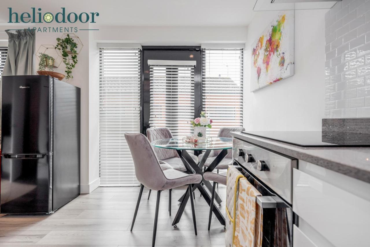Milton Keynes Apartments, Sleeps Up To 5, Free Parking, Free Wifi & Movies, 7 Mins Drive To Milton Keynes Central Station For Direct Trains To London & The North 外观 照片